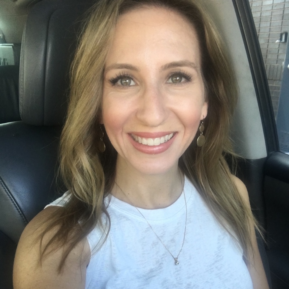 Meet your Posher, Emily